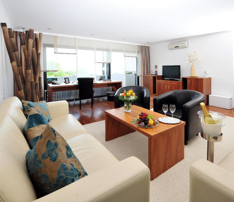 Arens Hotel 327Mnn Sankt Martin Εξωτερικό φωτογραφία